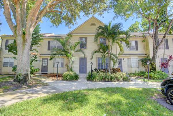 13448 Old Englishtown RD,  Wellington,  FL 33414