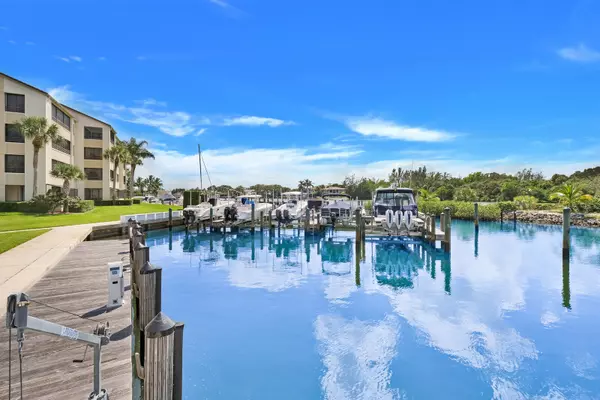 0 Oak Harbour Dr DR B-7, Juno Beach, FL 33408