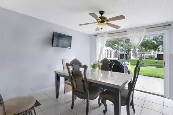 Jupiter, FL 33458,214 Old English DR