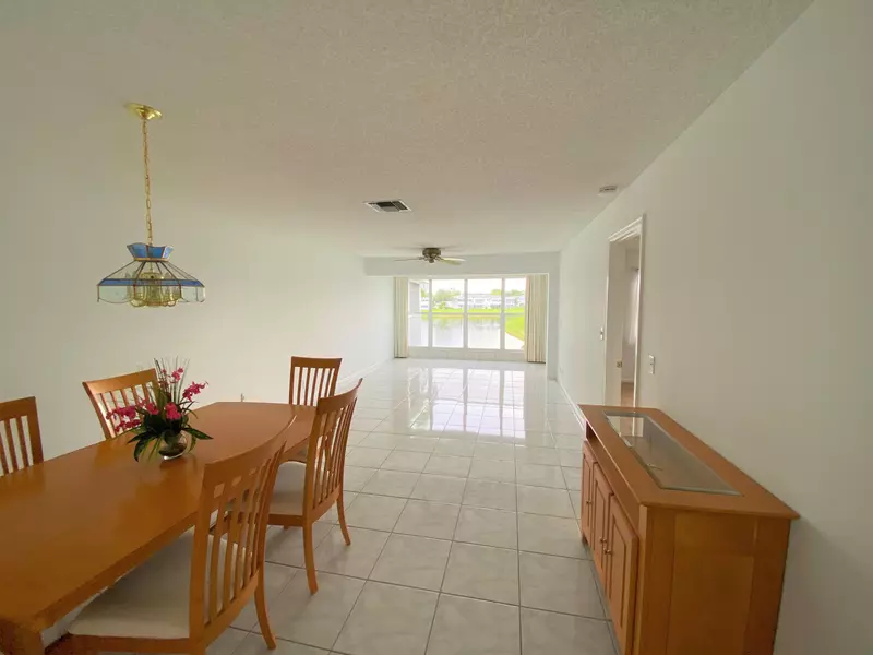 1395 SW 27th AVE 204, Delray Beach, FL 33445