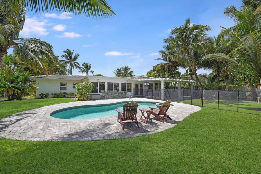 203 NW NW 15th ST, Delray Beach, FL 33444