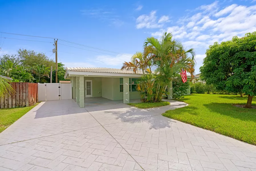 4920 NW 2nd CT, Boca Raton, FL 33431