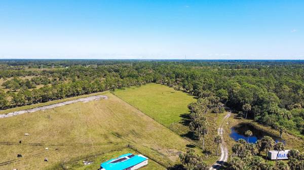 8800 SW 252nd AVE, Indiantown, FL 34956