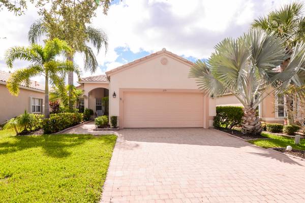 315 NW Breezy Point LOOP, Port Saint Lucie, FL 34986