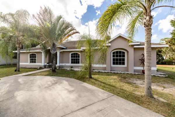 206 SE 11th AVE, Okeechobee, FL 34974