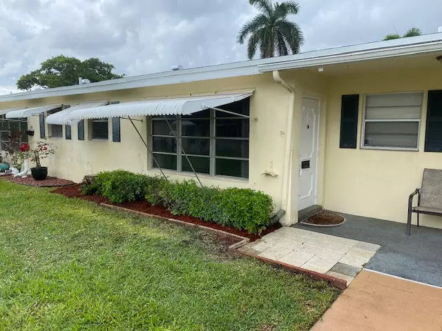 210 Bayview AVE 40b, Boynton Beach, FL 33435