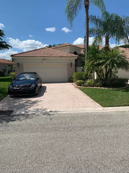 2683 Pyes Harbour, West Palm Beach, FL 33411