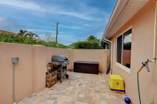 Delray Beach, FL 33484,5255 Grande Palm CIR