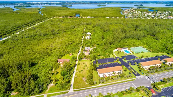 Fort Pierce, FL 34949,4203 N Highway A1a HWY