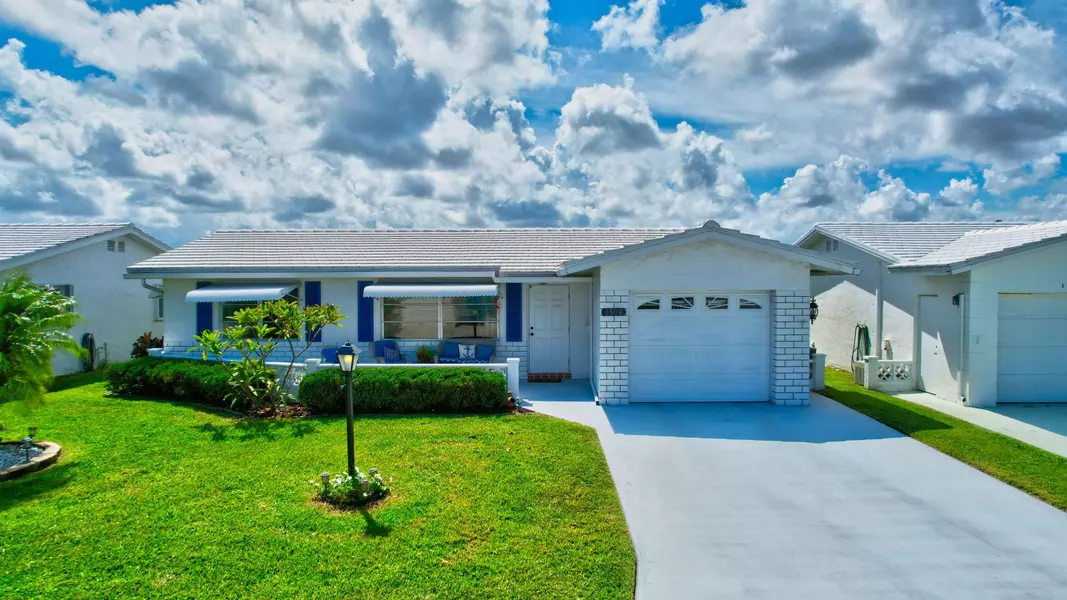 1504 SW Nicholas DR, Boynton Beach, FL 33426