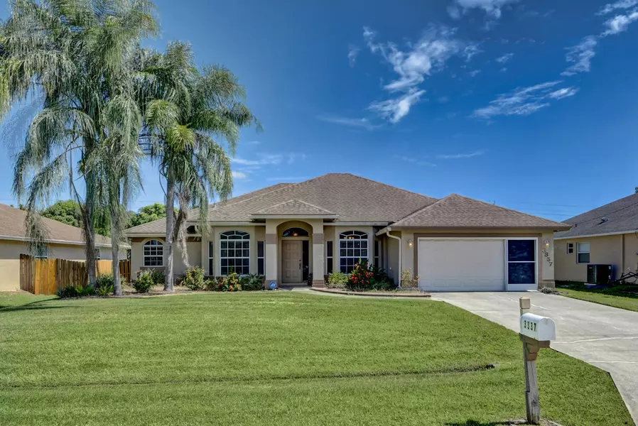 3337 SW Foremost DR, Port Saint Lucie, FL 34953