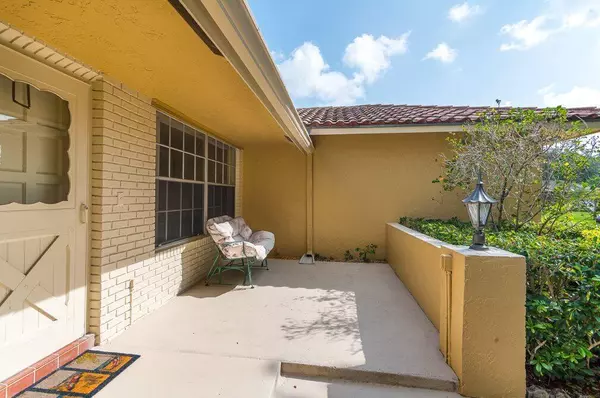 Coral Springs, FL 33071,8693 NW 9th CT