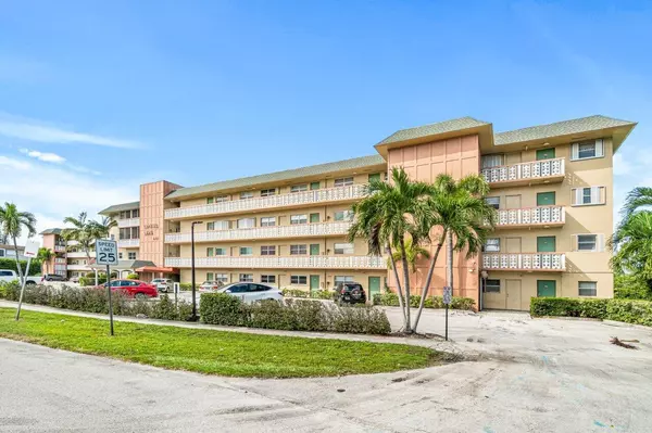 941 Crystal Lake DR 409, Deerfield Beach, FL 33064