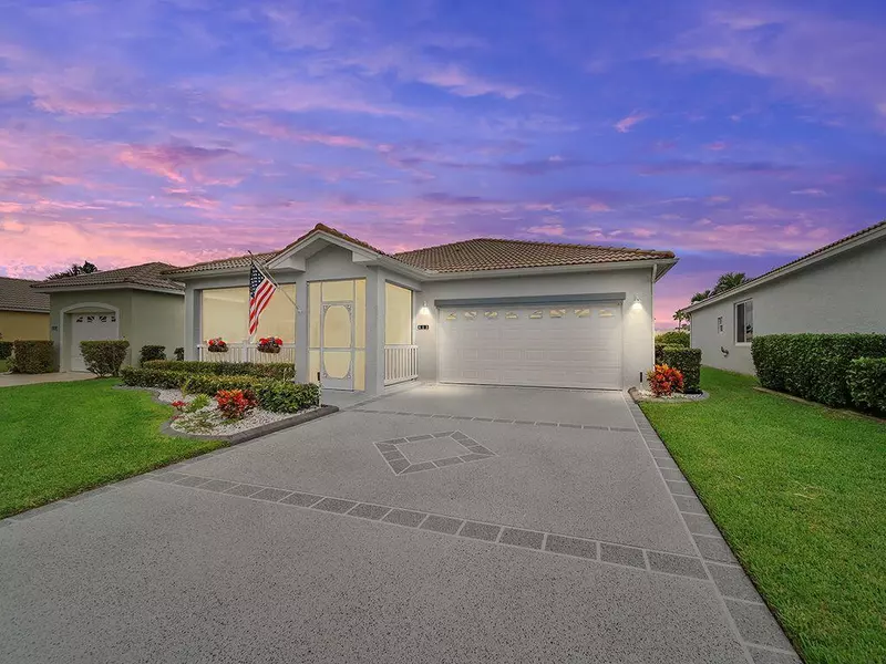 813 NW Sorrento LN, Port Saint Lucie, FL 34986