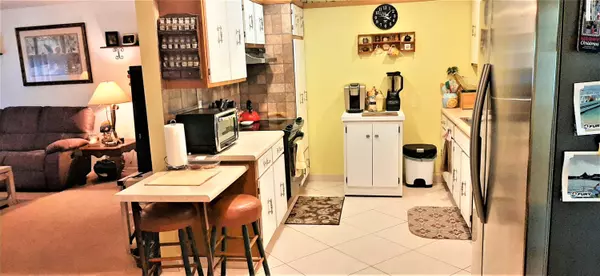 Jensen Beach, FL 34957,1412 NE South ST