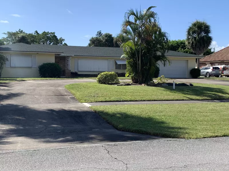 508 Anchorage DR, North Palm Beach, FL 33408