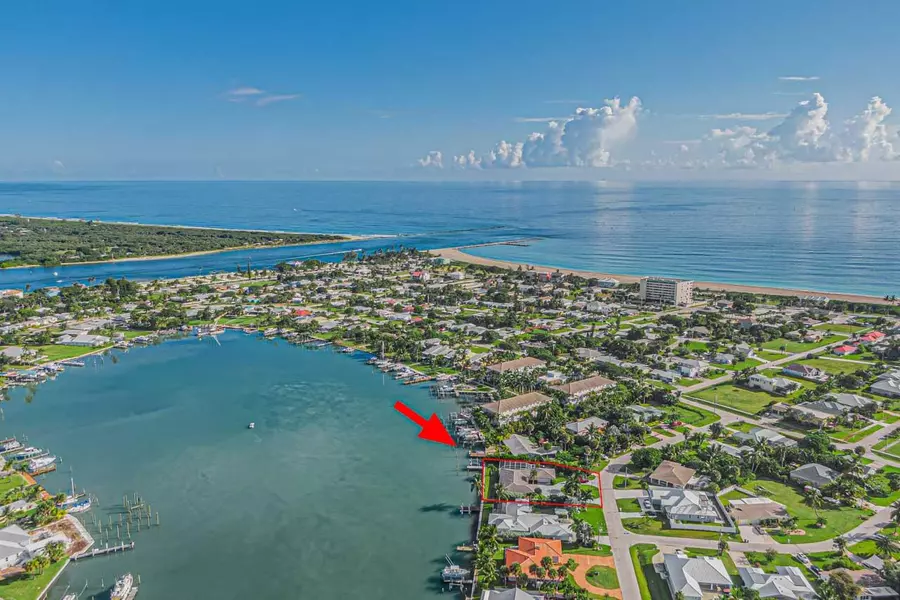 1564 Thumb Point DR, Fort Pierce, FL 34949