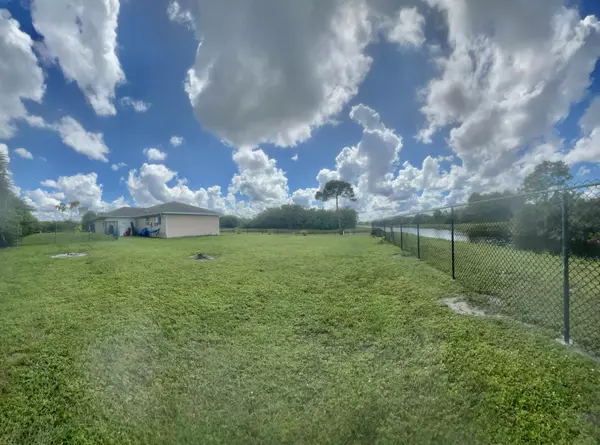 Lehigh Acres, FL 33974,330 S Labree AVE