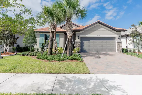 5084 Monroe CIR, Vero Beach, FL 32967