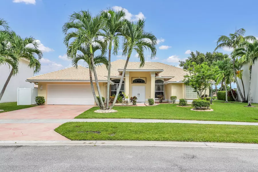 6299 Blue Bay CIR, Lake Worth, FL 33467