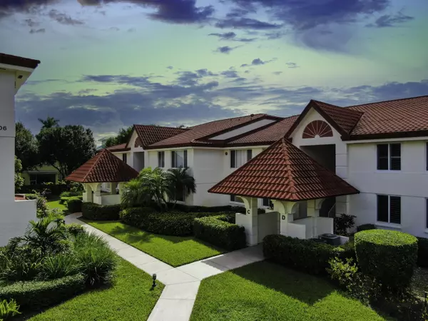 105 Half Moon CIR B1, Hypoluxo, FL 33462