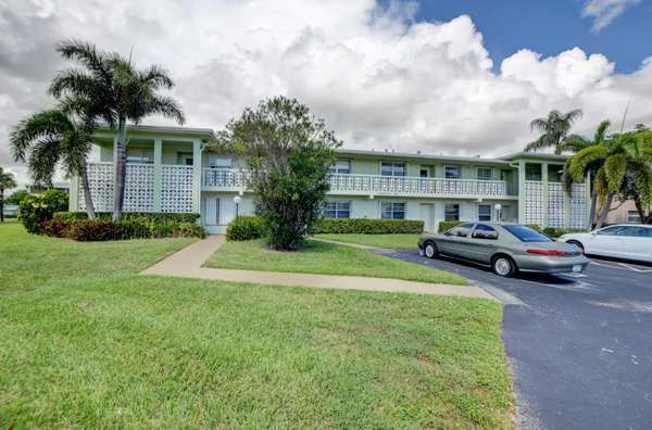 1720 NW 19th TER 204, Delray Beach, FL 33445