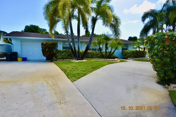 Palm Beach Gardens, FL 33410,9914 Daphne AVE