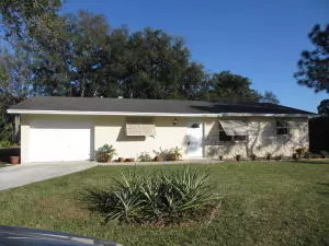 19536 N Riverside DR, Tequesta, FL 33469