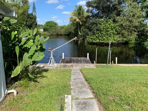 Stuart, FL 34997,7629 SE Fork River DR