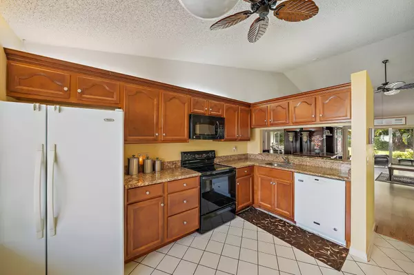 Jupiter, FL 33458,182 Bent Arrow DR