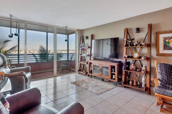 1075 NE Miami Gardens DR W510,  Miami,  FL 33179