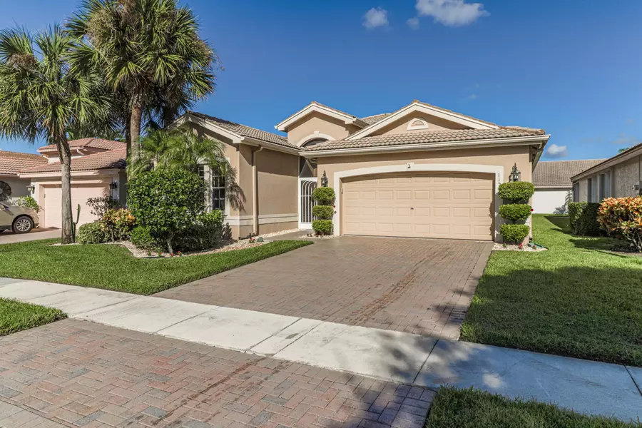 11500 Corazon CT, Boynton Beach, FL 33437