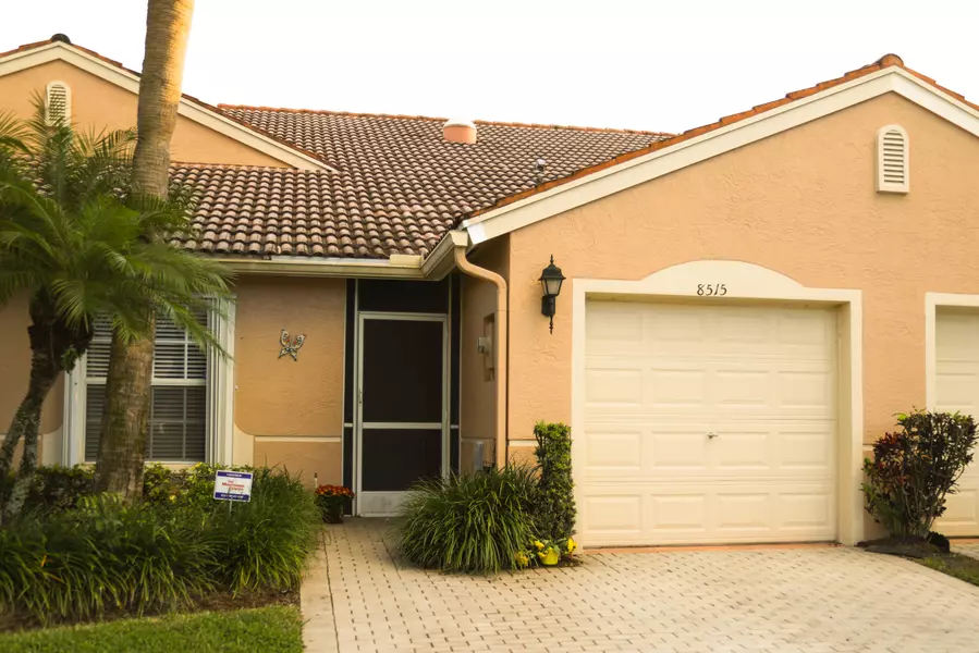 8515 Logia CIR, Boynton Beach, FL 33472