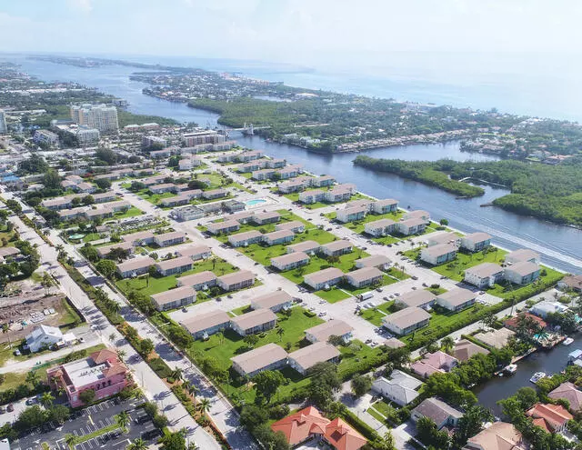 Boynton Beach, FL 33435,200 W Horizons 203