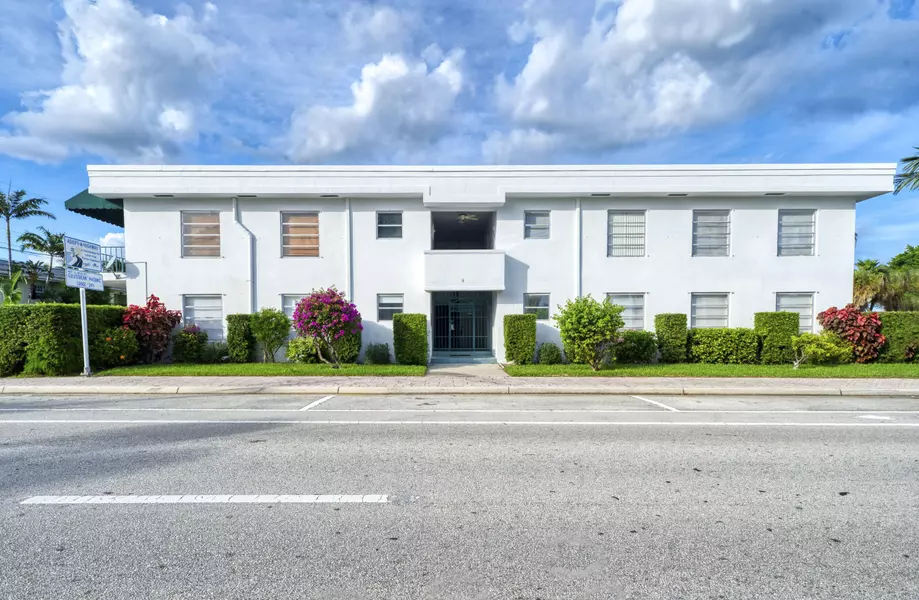 6 Lucerne AVE 1, Lake Worth, FL 33460