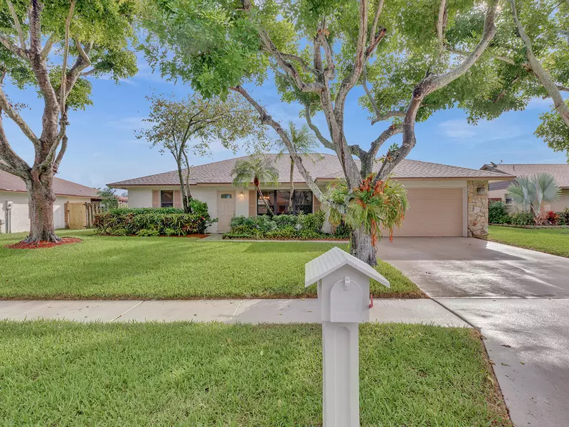 10714 Ranchipur ST, Boynton Beach, FL 33437