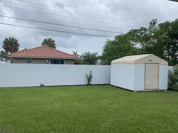 West Palm Beach, FL 33417,1550 Magnolia DR