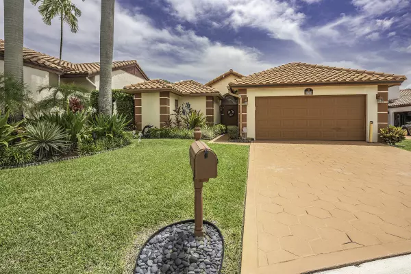 Greenacres, FL 33413,155 Island WAY