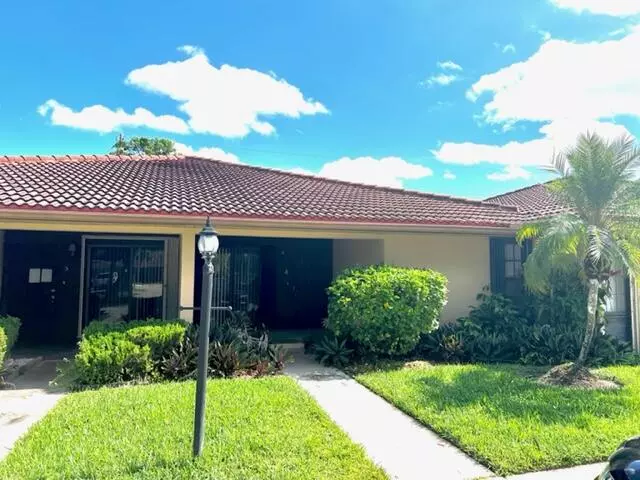 5933 Forest Hill BLVD 4, West Palm Beach, FL 33415