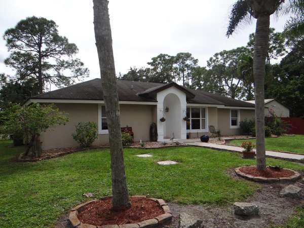 14816 N 99th ST, The Acreage, FL 33412