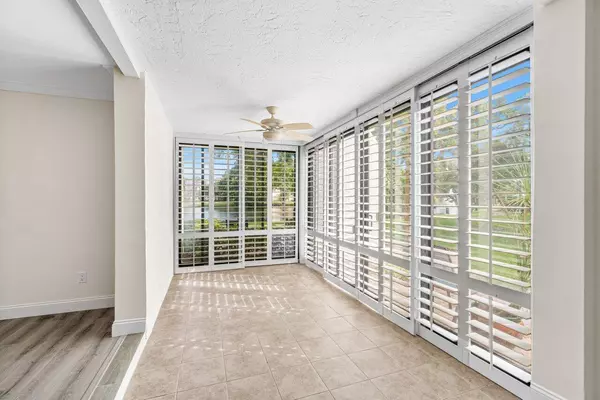 Delray Beach, FL 33444,2025 Lavers CIR D110