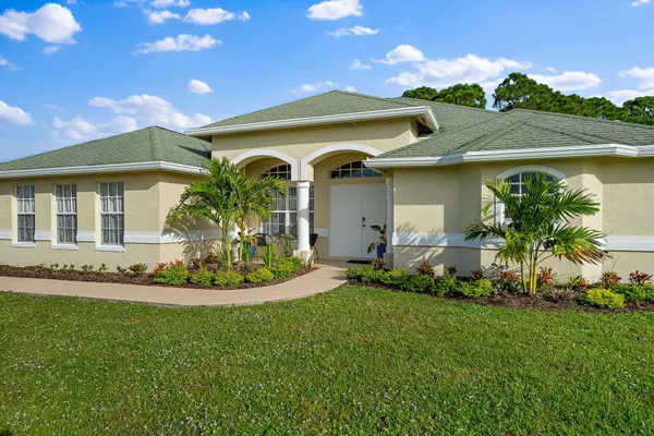 Port Saint Lucie, FL 34953,559 SW Ryder RD