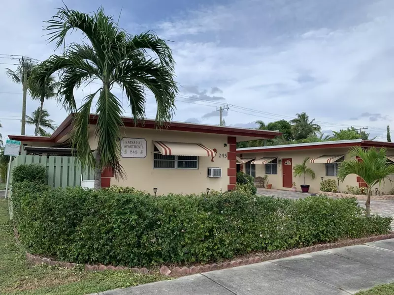 245 Nottingham BLVD, West Palm Beach, FL 33405