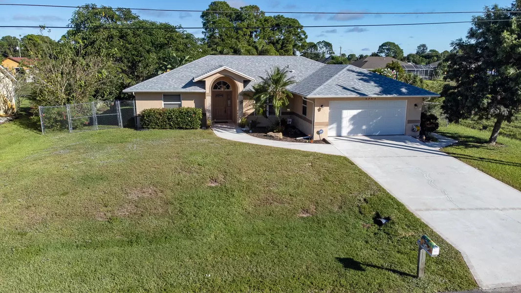 1301 SW Idol AVE, Port Saint Lucie, FL 34953