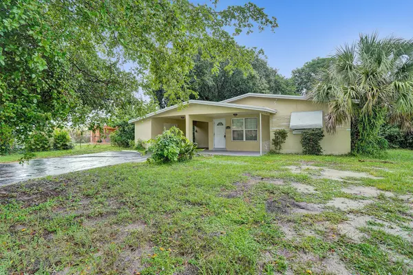 3501 NW 9th CT, Lauderhill, FL 33311