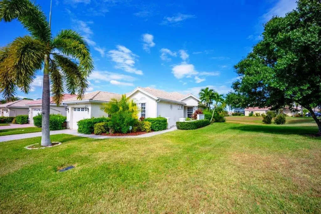 Port Saint Lucie, FL 34986,500 SW Treasure CV