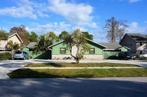 Wellington, FL 33414,13789 Bottlebrush CT A-D