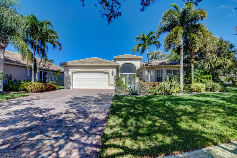 8878 Majorca Bay DR, Lake Worth, FL 33467