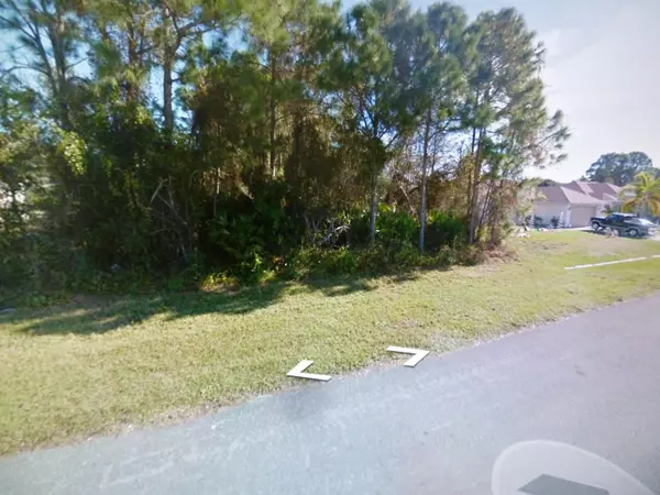 Port Saint Lucie, FL 34984,2473 SW Barber LN