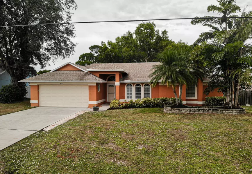 941 SE Bayfront AVE, Port Saint Lucie, FL 34983